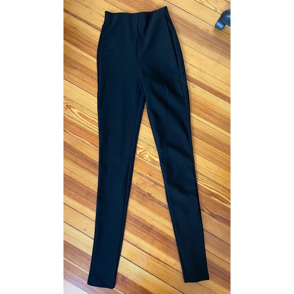 Zara Black High-Waisted Ribbed Leggings with Ankle Zippers